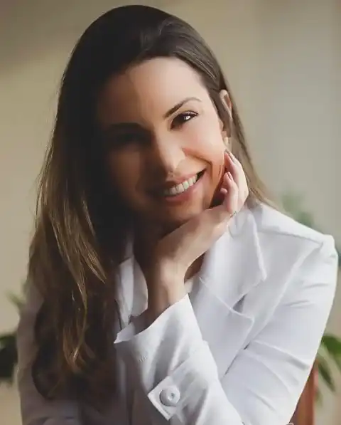 Dra Alice Andrade