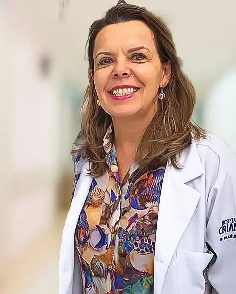 Dra Adriana Serra